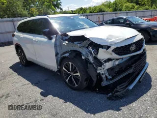 2021 Toyota Highlander XSE with VIN 5TDLZRBH3MS108206, listed as a Copart auction lot 58978895 with 42,068 mi miles and Salvage title. Bid and sale history available at DreamBid. Image 4.