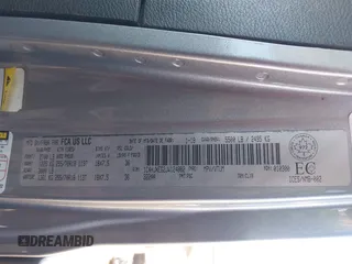 2018 Jeep Wrangler Unlimited Sahara z VIN 1C4HJXEG2JW124882, wystawiony jako IAAI lot #42437816 z przebiegiem Nie podano mil oraz . Historia ofert i sprzedaży dostępna na DreamBid. Obrazek 9.