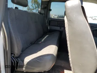 2005 Chevrolet Silverado 1500 Work Truck with VIN 1GCEC19X25Z301634, listed as a Copart auction lot 57970605 with 173,372 mi miles and Salvage title. Bid and sale history available at DreamBid. Image 10.