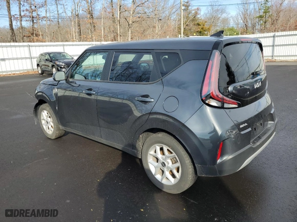 2025 Kia Soul LX with VIN KNDJ23AU8S7249190, listed as a Copart auction lot 50577675 with 8,710 mi miles and Clean Title. Bid and sale history available at carsss.com. Image 2.
