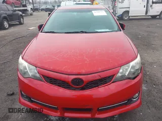 2014 Toyota Camry L with VIN 4T1BF1FK8EU842134, listed as a IAAI auction lot 41500515 with 147,156 mi miles. Bid and sale history available at carsss.com. Image 19.