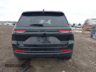 2023 Jeep Grand Cherokee Limited с VIN 1C4RJHBG3P8844297, выставлен на аукционе IAAI как лот 41854660 с пробегом 35 721 миль миль и . История ставок и продаж доступна на DreamBid. Изображение 17.