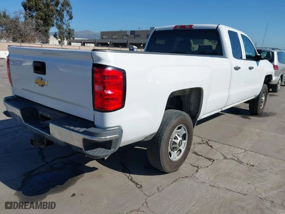 2015 Chevrolet Silverado 2500HD Built After Aug 14 Work Truck with VIN 1GC2CUEG4FZ532921, listed as a IAAI auction lot 41674900 with NaN miles. Bid and sale history available at carsss.com. Image 4.