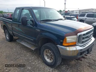 1999 Ford F-250 XL z VIN 1FTNX21S3XEA40891, wystawiony jako IAAI lot #42432214 z przebiegiem 150 591 mil mil oraz . Historia ofert i sprzedaży dostępna na DreamBid. Obrazek 1.