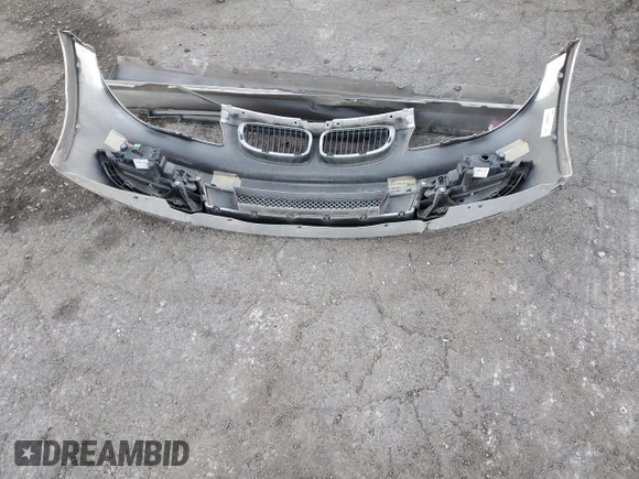 2009 BMW 1 Series 128i with VIN WBAUP73589VK76310, listed as a Copart auction lot 89200345 with 85,533 mi miles and Salvage Title. Bid and sale history available at carsss.com. Image 12.