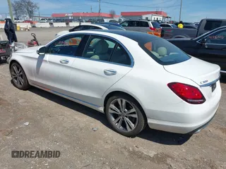 2019 Mercedes-Benz C 300 with VIN 55SWF8DB8KU310676, listed as a IAAI auction lot 41932900 with 37,800 mi miles and . Bid and sale history available at DreamBid. Image 3.