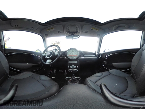 2010 MINI Hardtop S with VIN WMWMF7C52ATZ69781, listed as a IAAI auction lot 42181620 with 80,967 mi miles and . Bid and sale history available at DreamBid. Image 19.