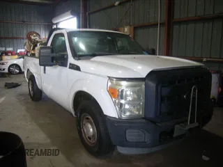 2012 Ford F-350 XL z VIN 1FTBF3A65CEB18953, wystawiony jako IAAI lot #42147903 z przebiegiem 159 927 mil mil oraz . Historia ofert i sprzedaży dostępna na DreamBid. Obrazek 1.