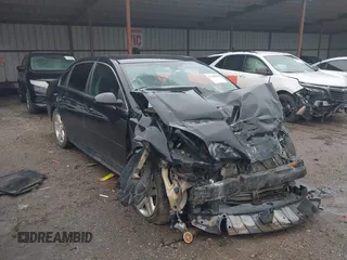 2014 Chevrolet Impala LT z VIN 2G1WB5E39E1104995, wystawiony jako IAAI lot #42420840 z przebiegiem 11 mil mil oraz . Historia ofert i sprzedaży dostępna na DreamBid. Obrazek 1.