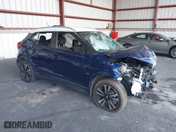 2020 Nissan Kicks SV with VIN 3N1CP5CV7LL501524, listed as a IAAI auction lot 40884087 with 89,613 mi miles. Bid and sale history available at carsss.com. Image 1.