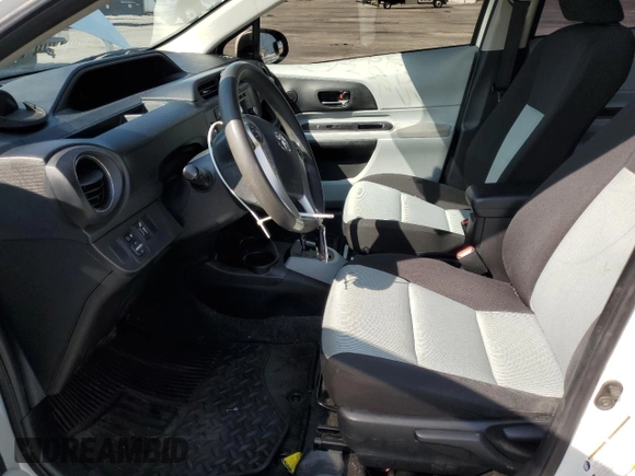 2014 Toyota Prius One z VIN JTDKDTB33E1574423, wystawiony jako Copart lot #59935115 z przebiegiem 160 050 mil mil oraz Szkoda całkowita • Salvage title. Historia ofert i sprzedaży dostępna na DreamBid. Obrazek 7.
