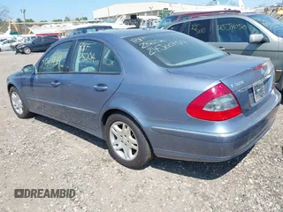 2007 Mercedes-Benz E-Class 3.0L with VIN WDBUF22X17B077446, listed as a IAAI auction lot 42114926 with 999,999 mi miles. Bid and sale history available at carsss.com. Image 3.