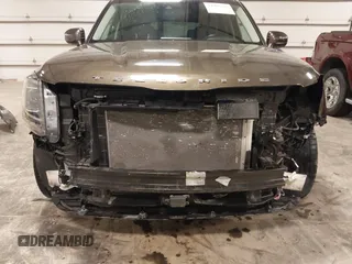 2020 Kia Telluride EX z VIN 5XYP3DHC7LG069617, wystawiony jako IAAI lot #41983785 z przebiegiem 123 609 mil mil oraz . Historia ofert i sprzedaży dostępna na DreamBid. Obrazek 6.