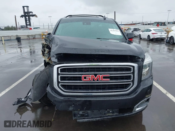 2017 GMC Yukon XL SLT with VIN 1GKS1GKC8HR393859, listed as a IAAI auction lot 41707823 with 79,072 mi miles. Bid and sale history available at carsss.com. Image 12.