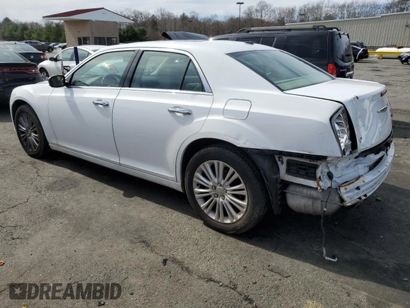 2011 Chrysler 300 C z VIN 2C3CK6CT1BH612274, wystawiony jako Copart lot #47928685 z przebiegiem 135 928 mil mil oraz Szkoda całkowita • Salvage title. Historia ofert i sprzedaży dostępna na DreamBid. Obrazek 2.