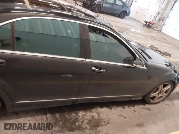 2007 Mercedes-Benz S 550 with VIN WDDNG71X17A103315, listed as a IAAI auction lot 41640707 with 136,812 mi miles and . Bid and sale history available at DreamBid. Image 13.