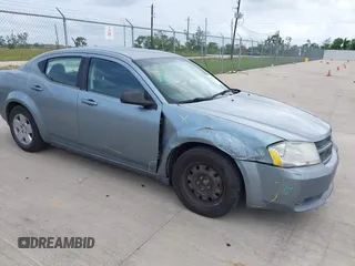 2010 Dodge Avenger SXT z VIN 1B3CC4FB1AN183094, wystawiony jako IAAI lot #42107036 z przebiegiem 227 717 mil mil oraz . Historia ofert i sprzedaży dostępna na DreamBid. Obrazek 1.