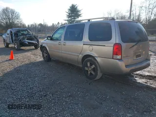 2006 Chevrolet Uplander LT w/1LT with VIN 1GNDV33L16D133241, listed as a IAAI auction lot 41420633 with 291,342 mi miles. Bid and sale history available at carsss.com. Image 3.