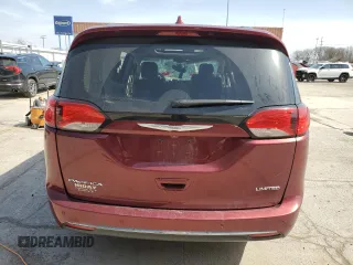 2018 Chrysler Pacifica Limited z VIN 2C4RC1GG8JR132387, wystawiony jako Copart lot #49879475 z przebiegiem 68 484 mil mil oraz Czysty tytuł • Clean title. Historia ofert i sprzedaży dostępna na DreamBid. Obrazek 6.