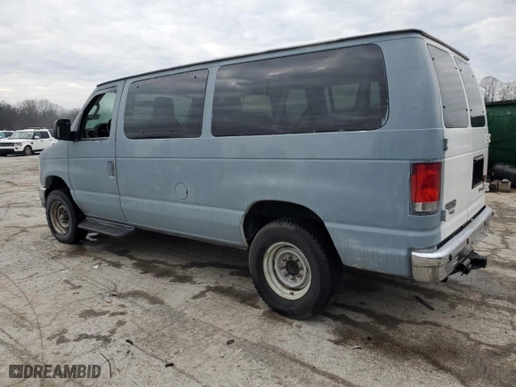2014 Ford Econoline Wagon XL with VIN 1FBNE3BL5EDA90380, listed as a Copart auction lot 82166124 with 0 mi miles and Salvage Title. Bid and sale history available at carsss.com. Image 2.