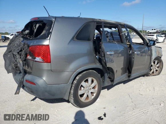 2012 Kia Sorento LX with VIN 5XYKT3A14CG259422, listed as a Copart auction lot 47203365 with Not Provided miles and Salvage Title. Bid and sale history available at DreamBid. Image 3.