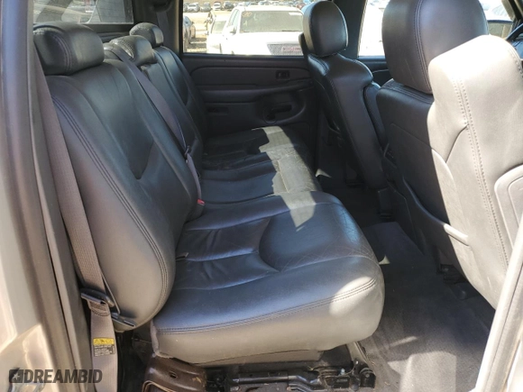 2004 Chevrolet Avalanche Z71 with VIN 3GNEK12T34G239063, listed as a Copart auction lot 46931915 with 226,794 mi miles and Salvage Title. Bid and sale history available at carsss.com. Image 10.