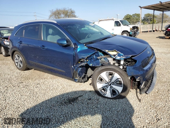 2021 Kia Niro LX with VIN KNDCB3LC7M5470078, listed as a Copart auction lot 46506875 with 29,031 mi miles and Salvage Title. Bid and sale history available at carsss.com. Image 4.