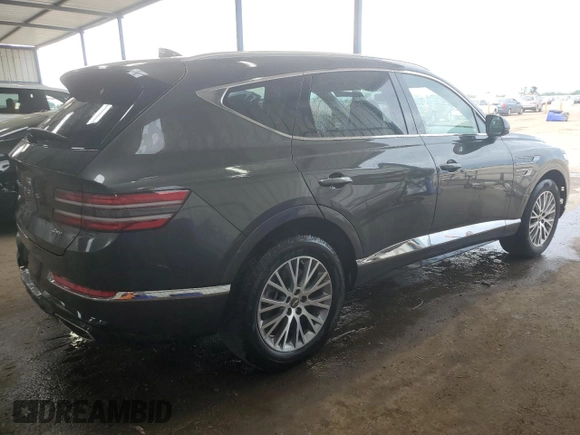 2024 Genesis GV80 with VIN KMUHBDSBXRU209204, listed as a Copart auction lot 60905945 with 32,919 mi miles and Clean title. Bid and sale history available at DreamBid. Image 3.