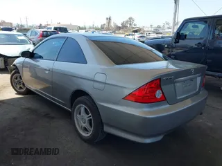 2004 Honda Civic LX with VIN 1HGEM22524L047504, listed as a IAAI auction lot 41990812 with 166,270 mi miles. Bid and sale history available at carsss.com. Image 3.