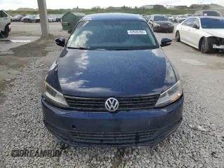2014 Volkswagen Jetta Sedan SE w/Connectivity with VIN 3VWD17AJ1EM413884, listed as a Copart auction lot 45932285 with 180,894 mi miles and Clean Title. Bid and sale history available at carsss.com. Image 5.