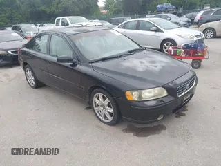 2005 Volvo S60 with VIN YV1RH592452459250, listed as a IAAI auction lot 42611610 with 91,005 mi miles and . Bid and sale history available at DreamBid. Image 1.