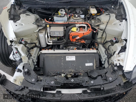2024 Tesla Model 3 Long Range with VIN 5YJ3E1EB2RF819623, listed as a Copart auction lot 44814315 with 4,400 mi miles and Salvage Title. Bid and sale history available at DreamBid. Image 12.