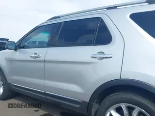 2015 Ford Explorer XLT with VIN 1FM5K7D81FGA27678, listed as a IAAI auction lot 41856729 with 170,635 mi miles and . Bid and sale history available at carsss.com. Image 14.