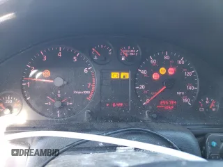 1999 Audi A4 с VIN WAUGB28D9XA326487, выставлен на аукционе Copart как лот 80556424 с пробегом 255 794 миль миль и Списание • Salvage title. История ставок и продаж доступна на DreamBid. Изображение 9.