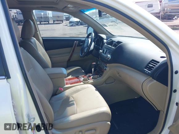 2012 Toyota Highlander Limited with VIN 5TDDK3EH9CS105634, listed as a IAAI auction lot 40194096 with 165,248 mi miles. Bid and sale history available at carsss.com. Image 5.