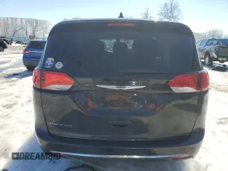 2018 Chrysler Pacifica Touring L with VIN 2C4RC1BG2JR306705, listed as a Copart auction lot 47840765 with 65,340 mi miles and Salvage Title. Bid and sale history available at DreamBid. Image 6.