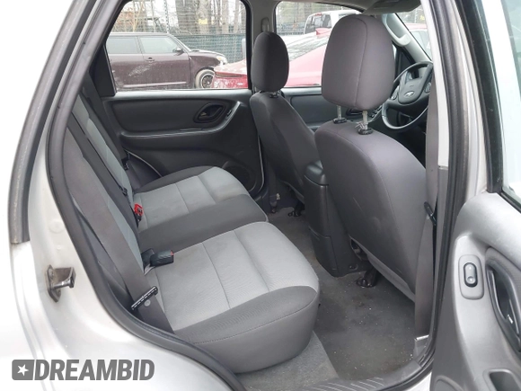 2006 Ford Escape XLS with VIN 1FMYU02ZX6KA01975, listed as a IAAI auction lot 41799030 with 137,049 mi miles and . Bid and sale history available at DreamBid. Image 8.