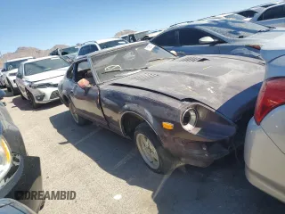 1983 Datsun 280ZX z VIN JN1HZ04S8DX568629, wystawiony jako Copart lot #71850514 z przebiegiem Nie podano mil oraz Szkody całkowita. Historia ofert i sprzedaży dostępna na DreamBid. Obrazek 4.