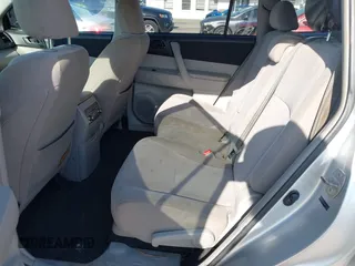 2013 Toyota Highlander with VIN 5TDZA3EHXDS031859, listed as a IAAI auction lot 41930139 with 140,920 mi miles and . Bid and sale history available at DreamBid. Image 8.