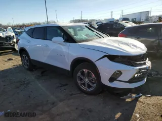 2025 Chevrolet Blazer LT with VIN 3GNKBCR4XSS110678, listed as a Copart auction lot 42407585 with 1,836 mi miles and Salvage Title. Bid and sale history available at carsss.com. Image 4.