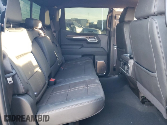 2024 Chevrolet Silverado 1500 High Country with VIN 1GCUDJEL3RZ303409, listed as a Copart auction lot 82306434 with 8,842 mi miles and Salvage Title. Bid and sale history available at DreamBid. Image 10.