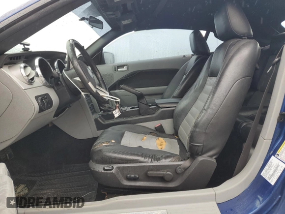 2007 Ford Mustang GT Deluxe with VIN 1ZVFT85H275365353, listed as a Copart auction lot 42509375 with 154,153 mi miles and Salvage Title. Bid and sale history available at DreamBid. Image 7.