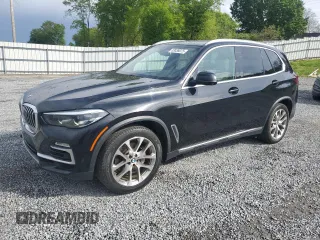 2021 BMW X5 sDrive40i with VIN 5UXCR4C06M9H52522, listed as a Copart auction lot 53038075 with 108,218 mi miles and Clean Title. Bid and sale history available at carsss.com. Image 1.