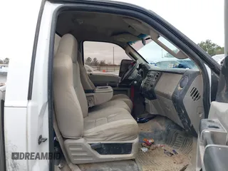 2008 Ford F-250 with VIN 1FTSF20R08EE40803, listed as a IAAI auction lot 41306261 with 215,526 mi miles and . Bid and sale history available at DreamBid. Image 5.