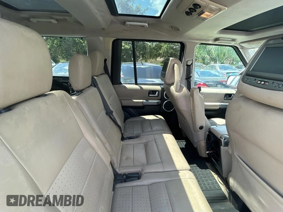 2009 Land Rover LR3 HSE with VIN SALAG25429A495471, listed as a Copart auction lot 61038485 with 201,193 mi miles and Clean title. Bid and sale history available at DreamBid. Image 6.