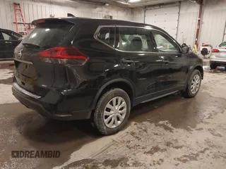 2019 Nissan Rogue SV with VIN 5N1AT2MV7KC785630, listed as a IAAI auction lot 41629871 with 136,928 mi miles and . Bid and sale history available at carsss.com. Image 4.
