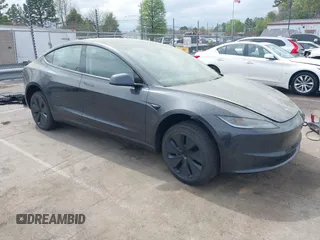 2025 Tesla Model 3 Long Range with VIN 5YJ3E1EA5SF890621, listed as a IAAI auction lot 41924915 with 6,528 mi miles and . Bid and sale history available at carsss.com. Image 1.