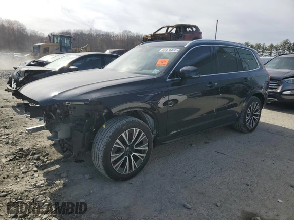 2020 Volvo XC90 Momentum with VIN YV4102PKXL1621040, listed as a Copart auction lot 49476455 with 38,236 mi miles and Salvage Title. Bid and sale history available at carsss.com. Image 1.