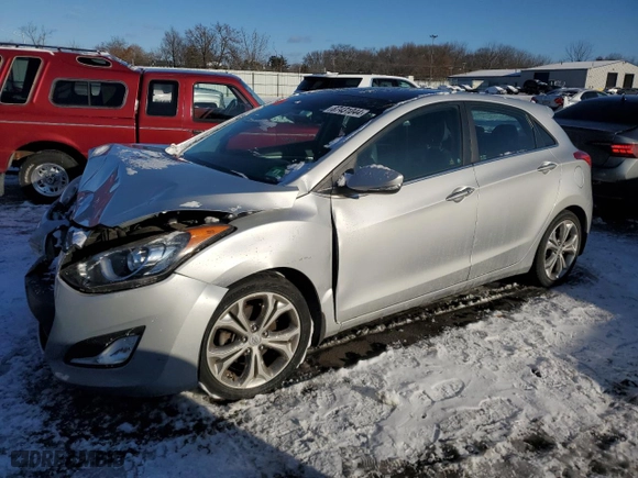 2015 Hyundai Elantra GT with VIN KMHD35LH7FU246158, listed as a Copart auction lot 87431044 with NaN miles and Salvage Title. Bid and sale history available at carsss.com. Image 1.