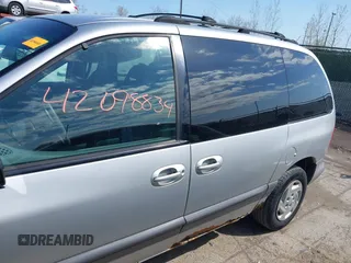 2000 Dodge Caravan SE z VIN 2B4GP45G7YR614145, wystawiony jako IAAI lot #42098834 z przebiegiem 148 924 mil mil oraz . Historia ofert i sprzedaży dostępna na DreamBid. Obrazek 15.